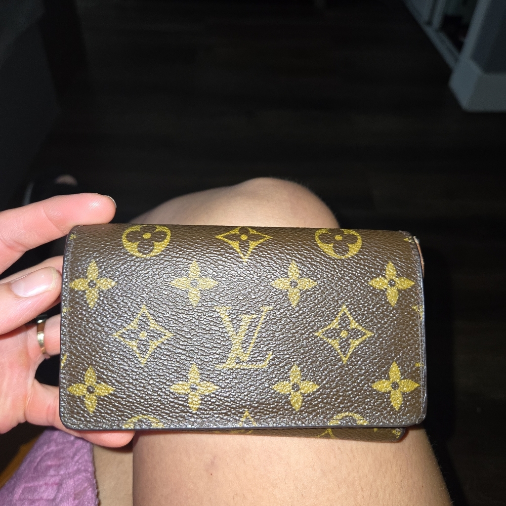 Wallet - Picture 8 of 11